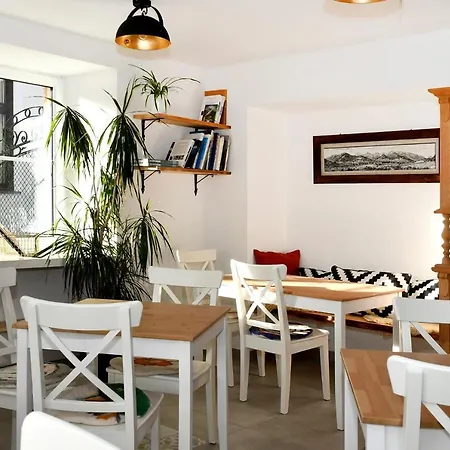 Gastehaus Zeitraum 아드몬트