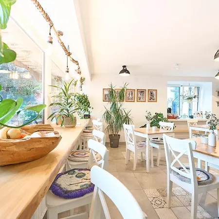 Gastehaus Zeitraum 아드몬트