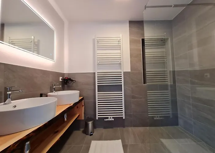 Gastehaus Zeitraum فندق مبيت وإفطار