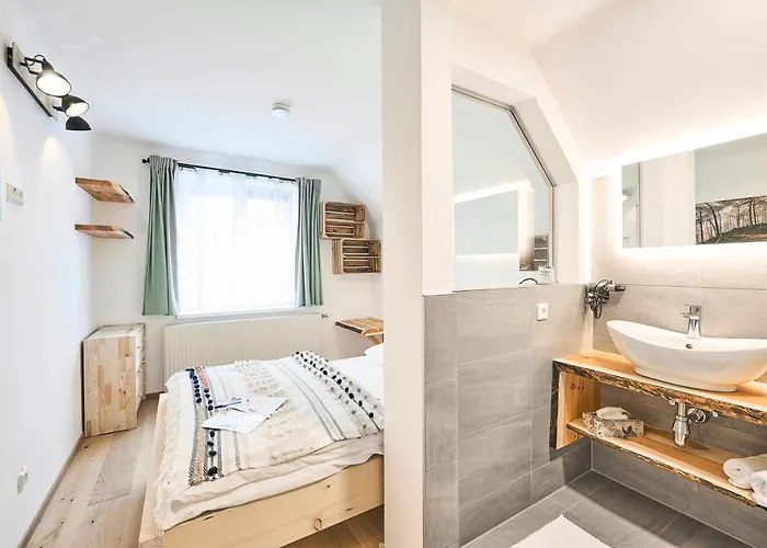 Gastehaus Zeitraum فندق مبيت وإفطار